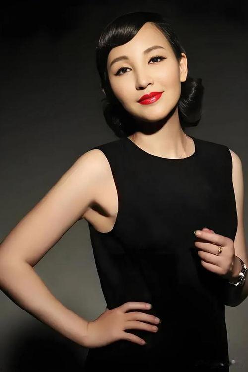 国产丝袜诱惑 第3张 国产丝袜诱惑 第3张